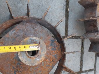 Predam orebne kolesa. 2ks za 35€ - 4