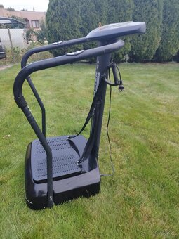 Vibračný posilňovací stroj MASTER - G4 - 4