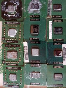 Pamäťe+procesory-stare notebooky - 4