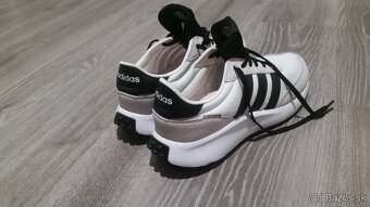 Botasky ADIDAS - 4