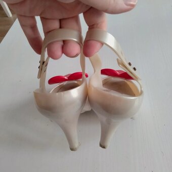 Vivienne Westwood sandalky s cervenym srdieckom - 4