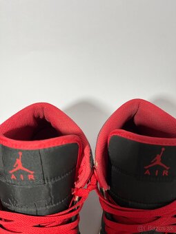 Nike Air Jordan 1 Mid - 4