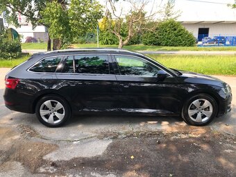 Skoda Superb combi 2.0TDI DSG 2022 - 4
