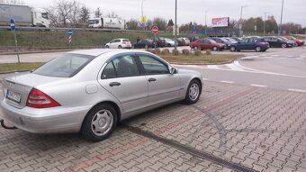 Mercedes C 200 cdi classic 2003 - 4