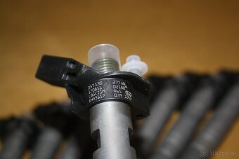 Vstrekovacie trysky AUDI A8 4.2TDI EU5 057130277AN - 4