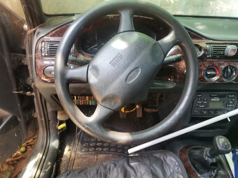 Ford ESCORT - 4