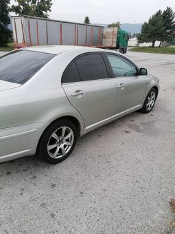 Toyota Avensis 2 diesel 2.0 D - 4