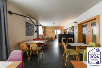 Zabehnutá reštaurácia Pizza Domček s multifunkčným využitím  - 4