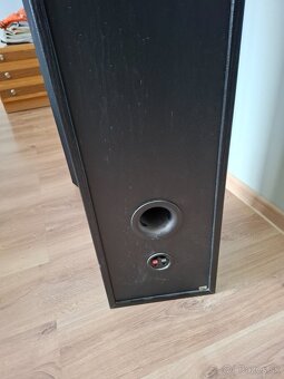 Veža technics + reproduktory Jamo - 4