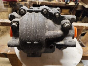 Ford zadný diferenciál - 4