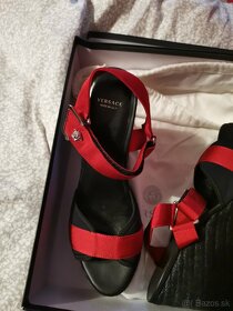 Predám originál sandále značky Versace - 4