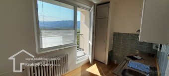 1 izbový byt s balkónom na Sídlisku Juh. - 4