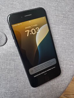 iPhone SE2020 - 4
