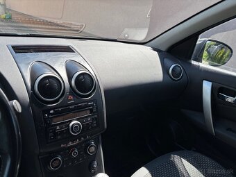 Nissan Qashqai - 4