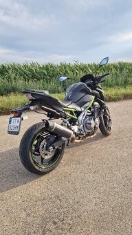 Kawasaki Z900 - 4