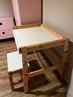 Nábytok IKEA Busunge ružový + stôl FLISAT - 4