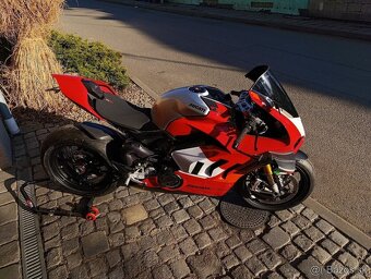 Ducati Panigale V4R SPECIALE n°3 - 4