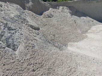 Štrkopiesok riečny 0/22 - 4