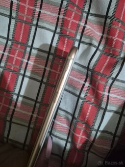 Predavam tel.iphone8 - 4