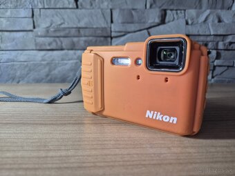 Predám Nikon AW130 - 4