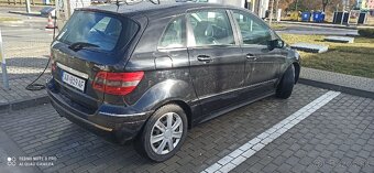 Predám Mercedes Benz b200 - 4