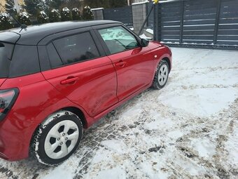 Suzuki Swift  2024 1.2 Dualjet SHVS Premium Plus 4x4 Allgrip - 4