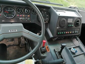 V3s uro iveco vojenský special 4x4 - 4