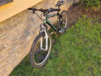 Predám horský bicykel Leader fox - 4