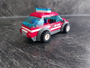 Predane LEGO City 60001 - Auto veliteľa hasičov - 4