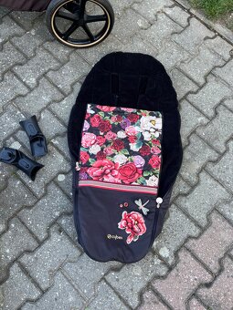 Trojkombinacia Cybex Priam Spring Blossom - 4