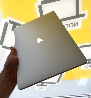 Macbook Pro 16 (2019) - 4