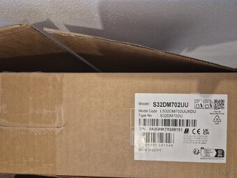 Samsung smart monitor S32DM70 - 4