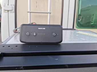 Predam kompresorovu chladnicku do autokaravanu a privesu - 4