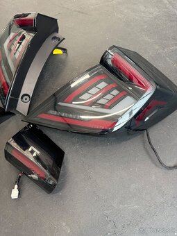 Zadné svetla Honda CIVIC 2020 - 4