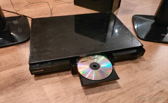 Domáce kino Samsung HT-D5000 - 4