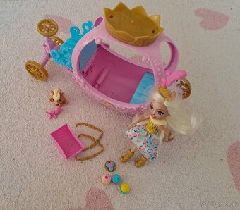 Enchantimals babiky + zvieratka, domcek, koc - 4