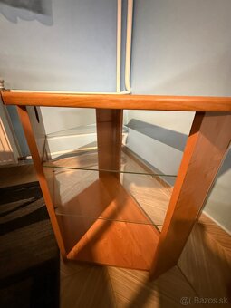 Stolík pod TV - 4