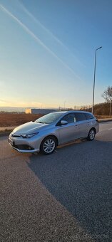 Toyota Auris (facelift model) - 4