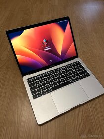 MacBook Pro 13” 256GB CTO - 4