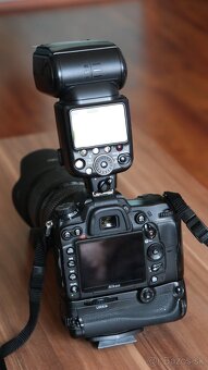 Nikon D7000 + Sigma 70-200 F2.8 - 4
