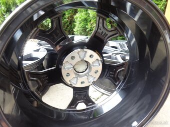 5x114,3 R18 original Kia X Ceed aludisky - 4