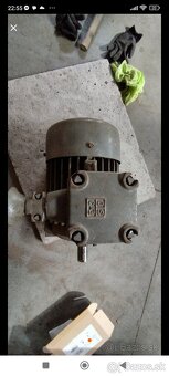 Predám motor 7.5 KW - 4