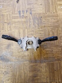 KIA SORENTO 02-09 PACKY SMEROVIEK STIERACOV
- 4