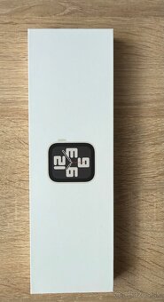 Apple Watch SE GPS (2023) 44mm svetlé - remienok M/L - 4