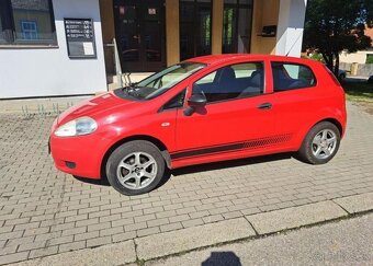 Fiat Grande Punto 1,2 i benzín manuál 51 kw - 4