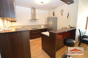 Moderný 2 izb, Vienna Gate, 12.p., 70m2, výhľad, zariadený, - 4
