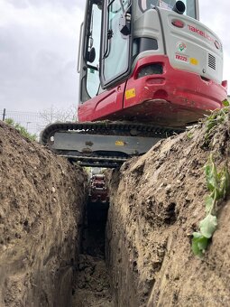 Ponúkame zemné a výkopové práce minibager Kubota U27 - 4