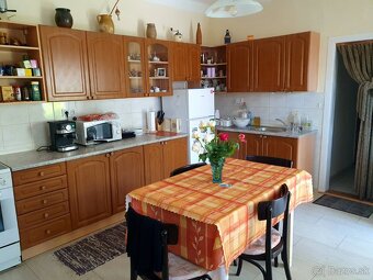 Rodinný dom s dvoma bytovými jednotkami - 4