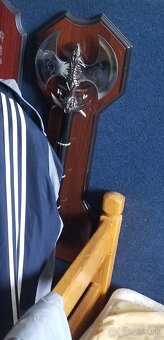 Pradám ozdobnú sekeru - 4