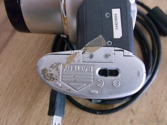 KONICA MINOLTA DIMAGE Z1 - 4